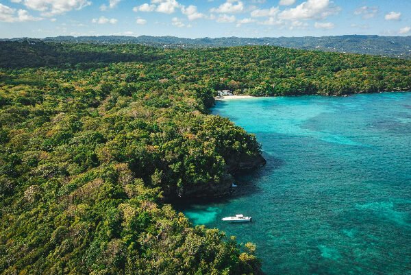 Powerboat, Waterfall & Secluded Cove Ocho Rios